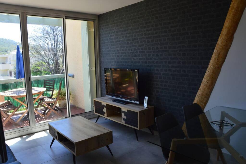 Le Sof Paradis Grand T2 Sur La Plage Des Lecques Saint-Cyr-sur-Mer Exterior photo